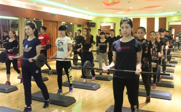 武汉的健身学院有哪些项目（武汉健身教练培训的正规机构）