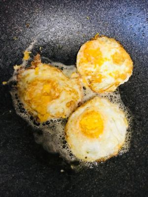 减肥早上可以吃煎荷包蛋吗（减肥早上能吃荷包蛋吗）